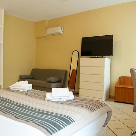 Smart Hotel 费拉拉 外观 照片