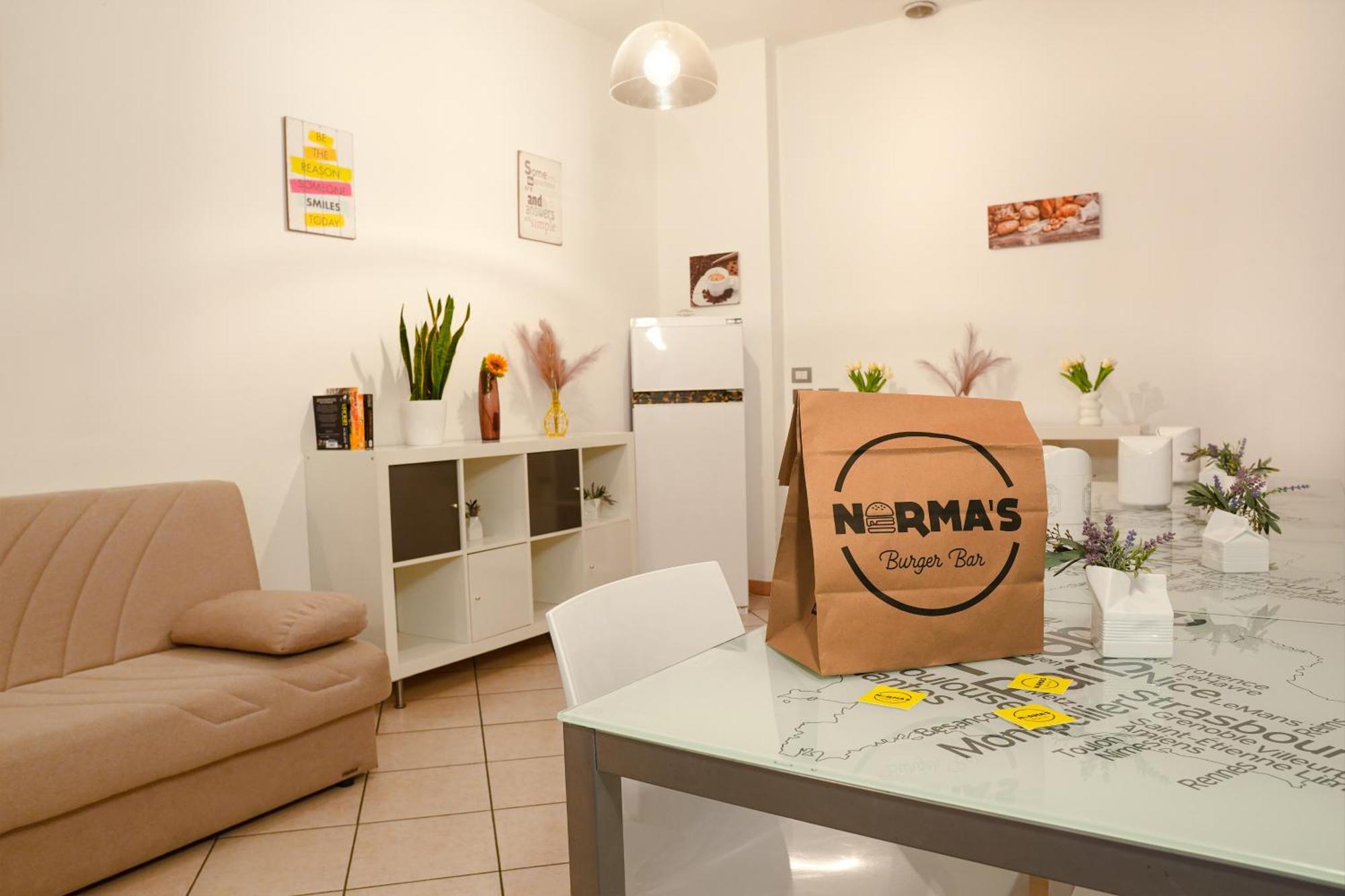 Smart Hotel 费拉拉 外观 照片